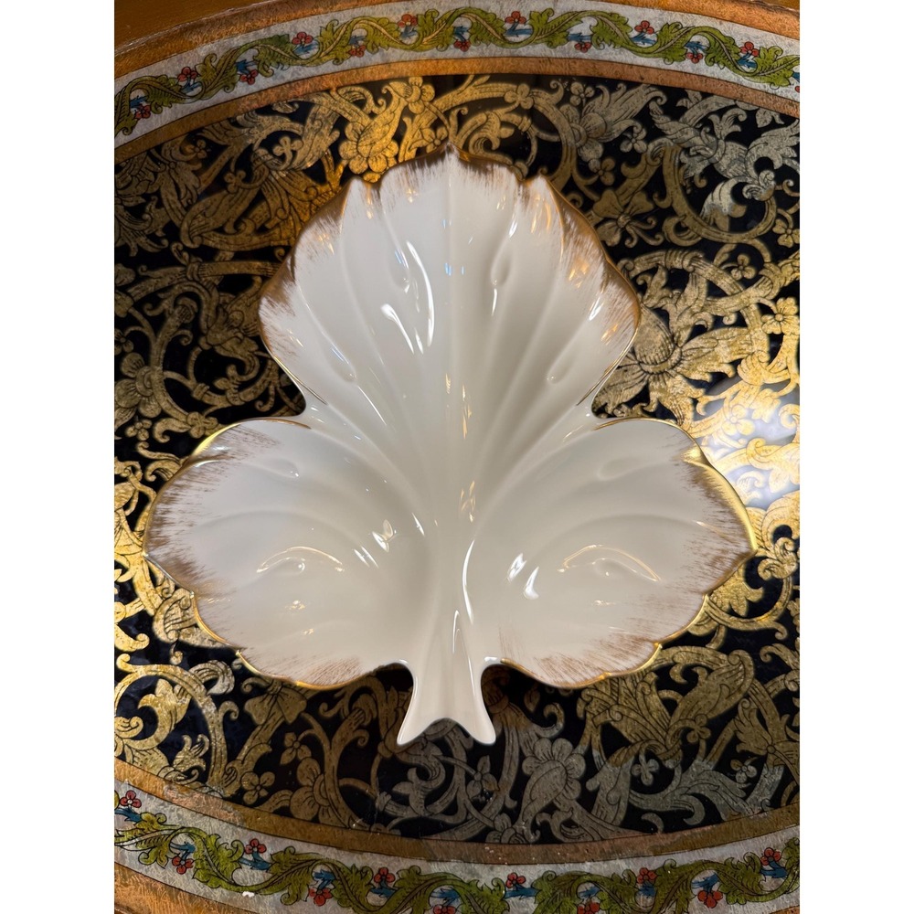 Vintage‎ Lenox Leaf Trinket Dish: 24K Gold Trim Porcelain Catchall